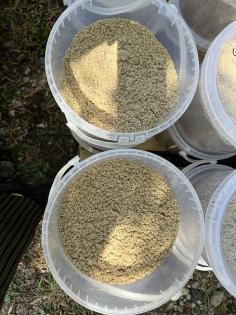 Aquariumsand Sand 5kg/ 3Euro Eimer oder ganze Palette 45 Eimer/ 100Euro