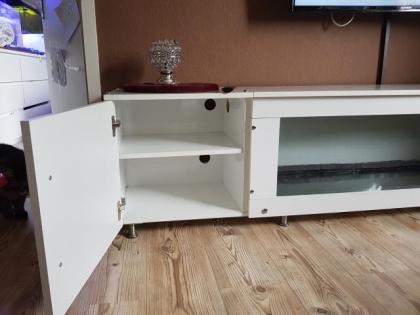 2 sehr schöne Aquarien viel Zubehör