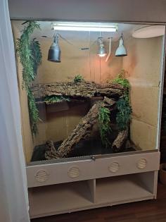 Großes Terrarium Holz mit Glasschiebetüren abschließbar 200x100x140 cm