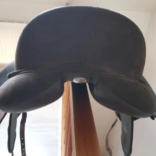 Pferdesattel 17, 5 Zoll