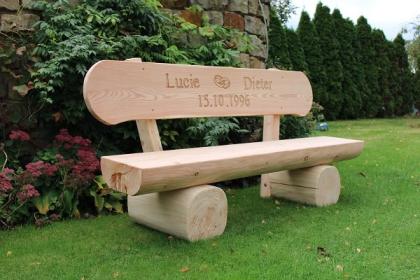 Baumbank. Gartenbank. Hochzeitsgeschenk.