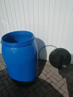 Wasserfass Futtertonne, etc.