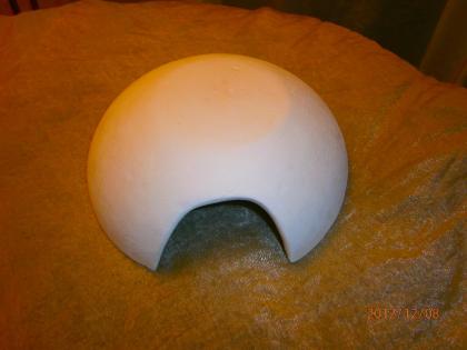 Schlangen UFO, Barschhöhle, Welshöhle, Weiß ca 21 cm Durchm. ,