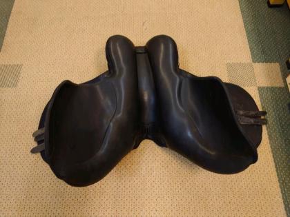 Wintec 2000 Pferdesattel 17, 5 Zoll 44 cm Reitsattel