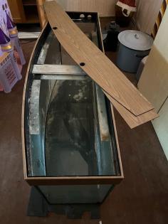 Aquarium Panorama mit Zubehör 380 Liter