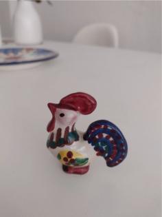 Handbemalte Keramikfiguren Hahn und Pfau