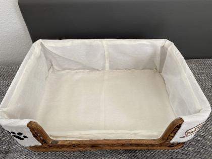 Kleines Rattan Hundebett / Hundekorb / Dog Bed / Dog Basket