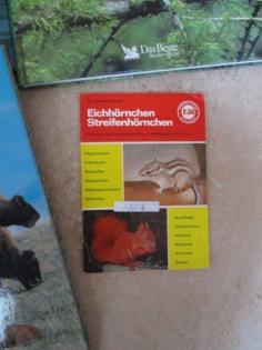 4 alte Tierbücher