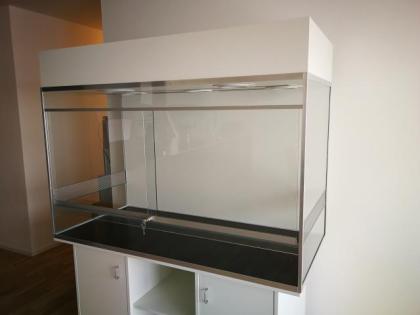 Terrarium 150x70x90 inkl. Schrank, Rückwand Beleuchtung