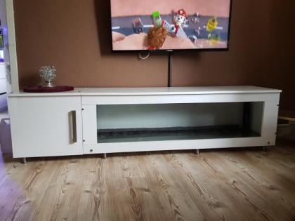2 sehr schöne Aquarien viel Zubehör