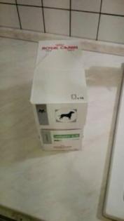 9x Royal Canin Urinary Frischebeutel Hund