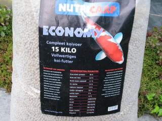 Koi Futter 3-4 verschiedene Sorten, 3 verschiedene Grössen Preis ab 3 EUR VB