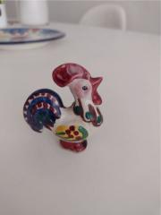 Handbemalte Keramikfiguren Hahn und Pfau