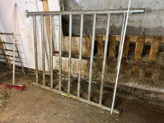 Stall-Abtrennung V von Patura für Rinder, 2m, senkrechte Rohre