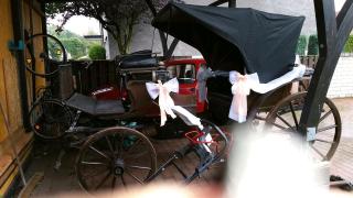 Antike Kutsche Jagdwagen historische Kutsche Pferdekutsche