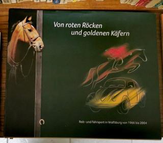 Pferde Vom roten Rücken und goldenen Käfern